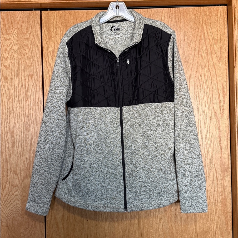 ZYIA Heathered Green and Black Fleece Coat